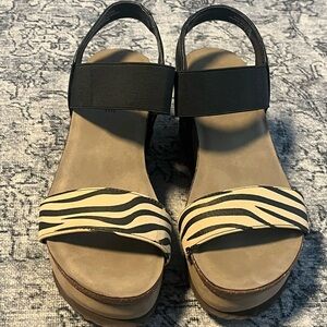 Hokus Pokus Jenny tiger wedge  sandals